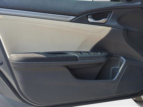 Used 2019 Honda Civic EX image 17