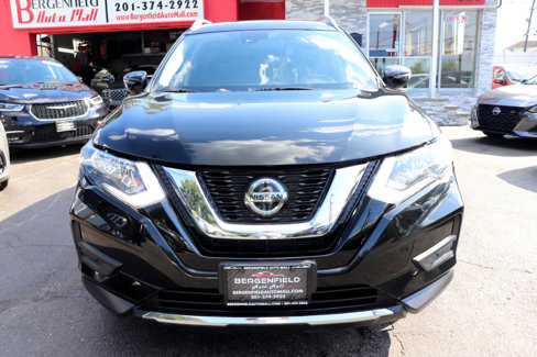 Used 2019 Nissan Rogue SV w/ Sun & Sound Touring Package image 8