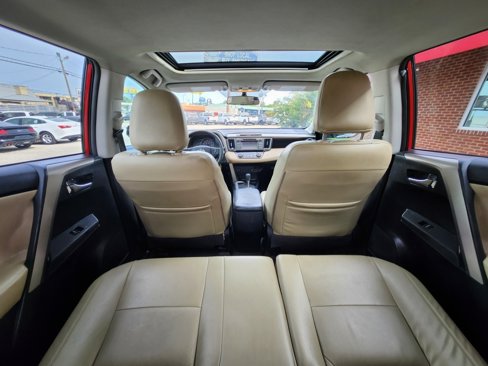 Used 2014 Toyota RAV4 XLE image 32