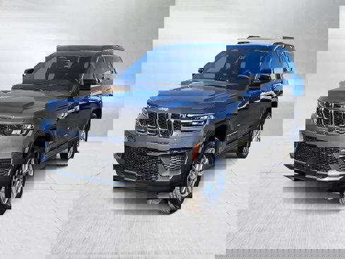 New 2025 Jeep Grand Cherokee Laredo X w/ Luxury Tech Group I image 4