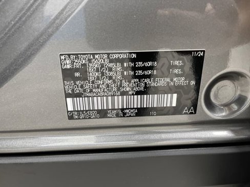 Used 2024 Toyota bZ4X XLE w/ Weather Package image 39