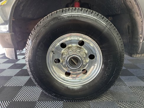 Used 2004 Ford F350 XLT image 29