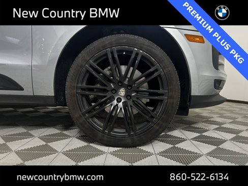 Used 2019 Porsche Macan S image 9