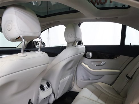 Used 2015 Mercedes-Benz C 300 4MATIC Sedan image 12