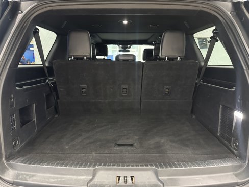 Used 2018 Ford Expedition Max XLT w/ Equipment Group 202A image 9