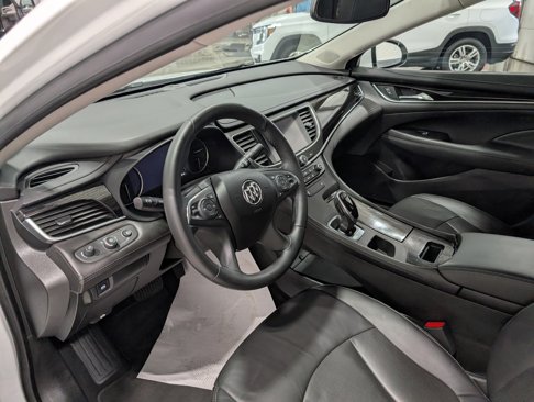 Used 2018 Buick LaCrosse Essence image 14