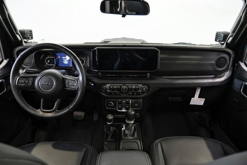 Used 2024 Jeep Wrangler Unlimited Sport image 9