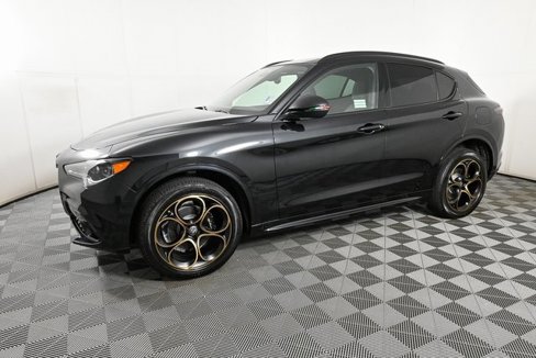 New 2025 Alfa Romeo Stelvio Sprint image 27