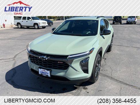Used 2024 Chevrolet Trax RS w/ Driver Confidence Package image 1