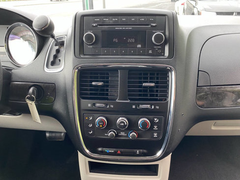Used 2014 Dodge Grand Caravan SE w/ Quick Order Package 29E SE image 18