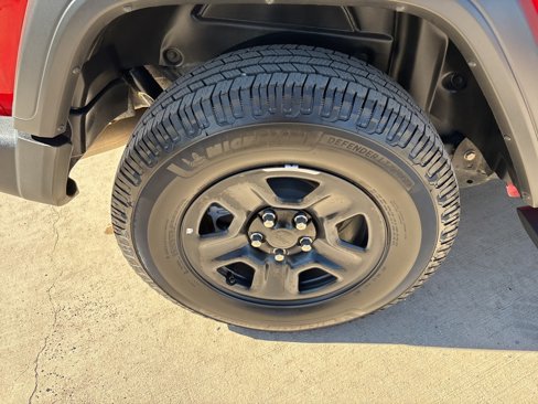 Used 2019 Jeep Wrangler Unlimited Sport image 11