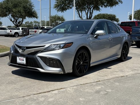 Used 2023 Toyota Camry XSE image 9