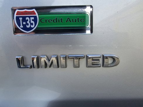 Used 2012 Jeep Liberty Limited image 7