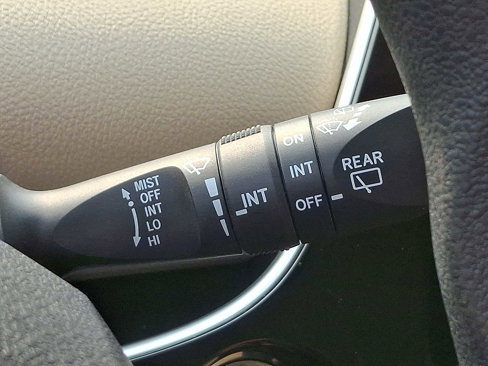 Used 2016 Toyota Prius Two image 24