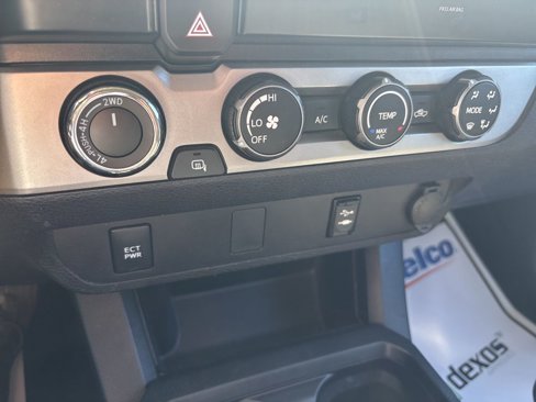 Used 2019 Toyota Tacoma SR image 15