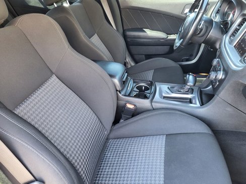 Used 2022 Dodge Charger GT w/ Blacktop Package image 9