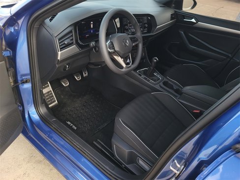 Used 2023 Volkswagen Jetta Sport image 24