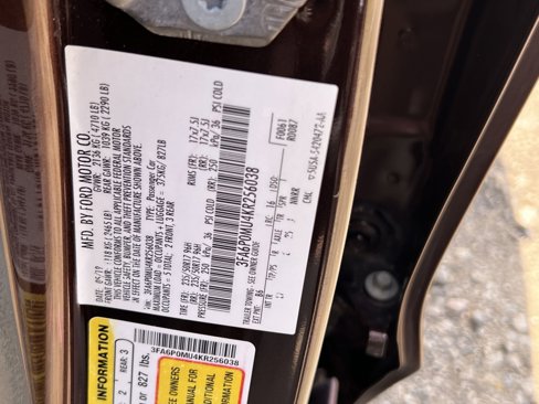 Used 2019 Ford Fusion SEL image 28