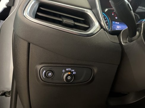Used 2024 Chevrolet Equinox LT image 15