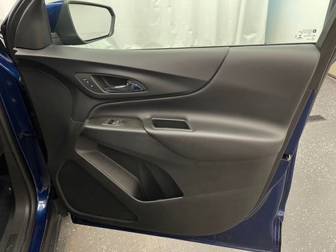 Used 2022 Chevrolet Equinox LT w/ LPO, Floor Liner Package image 7