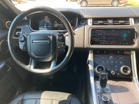 Used 2018 Land Rover Range Rover Sport HSE image 18