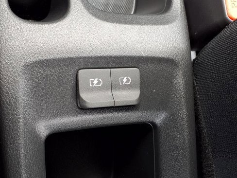 Certified 2024 Nissan Versa S w/ Trunk Package image 9