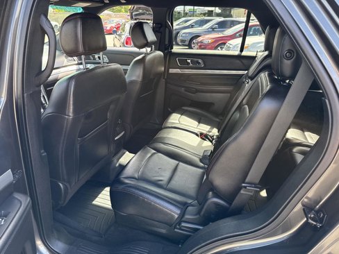 Used 2016 Ford Explorer Sport image 14