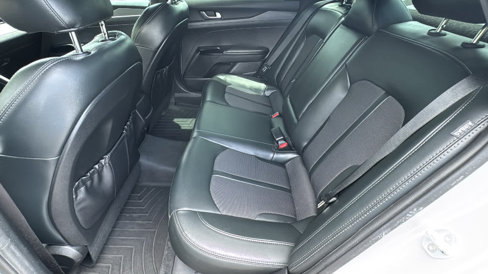 Used 2022 Kia K5 GT-Line image 37
