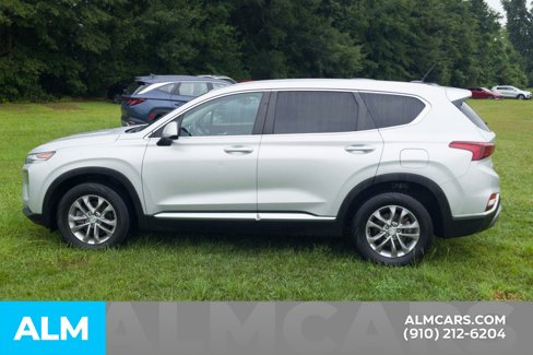 Used 2019 Hyundai Santa Fe SE image 11
