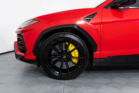 Used 2021 Lamborghini Urus image 14