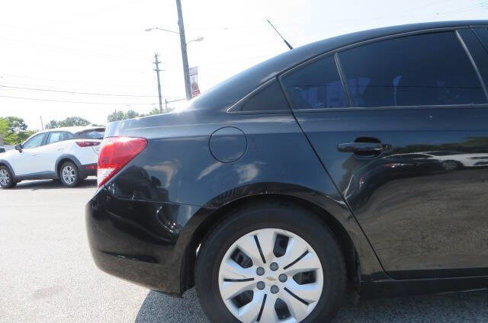 Used 2013 Chevrolet Cruze LS image 23