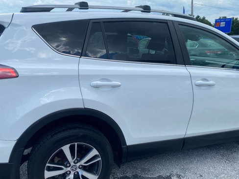 Used 2018 Toyota RAV4 Adventure image 12