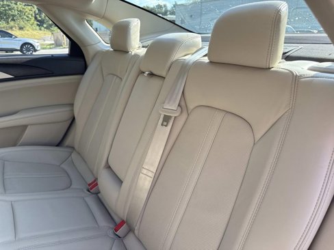 Used 2018 Lincoln MKZ Reserve image 15