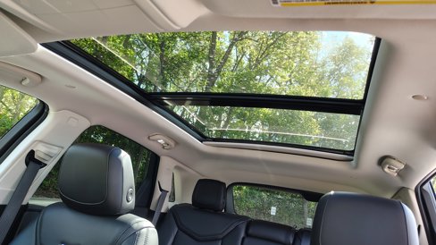 Used 2017 Cadillac XT5 Luxury w/ Driver Awareness Package image 26