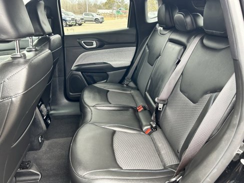 Certified 2024 Jeep Compass Latitude image 12