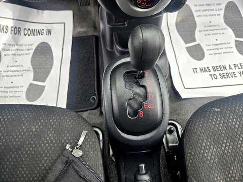 Used 2012 Mitsubishi i SE image 27