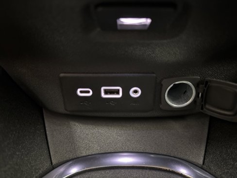 Used 2024 Chevrolet Malibu LT image 18