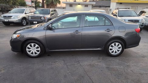 Used 2010 Toyota Corolla image 4