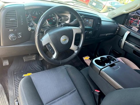 Used 2011 Chevrolet Silverado 1500 LT image 8