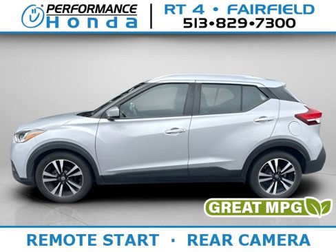 Used 2020 Nissan Kicks SV image 1