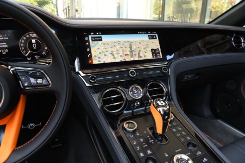 New 2025 Bentley Continental GTC image 16