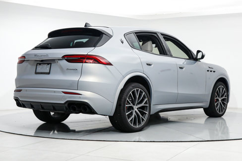 Used 2023 Maserati Grecale Modena image 5