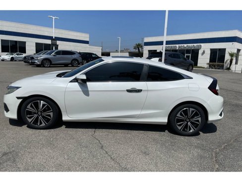 Used 2018 Honda Civic EX-L image 2