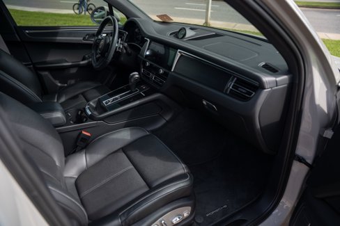 Used 2023 Porsche Macan GTS image 17
