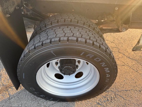 Used 2019 Ford F550 4x4 Regular Cab Super Duty image 11