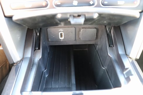 Used 2018 Ford Explorer Limited image 34