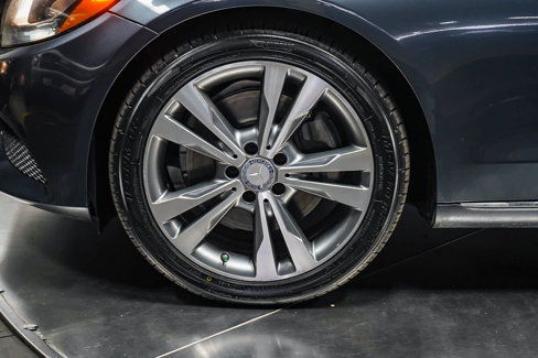 Used 2015 Mercedes-Benz C 300 Sedan image 10