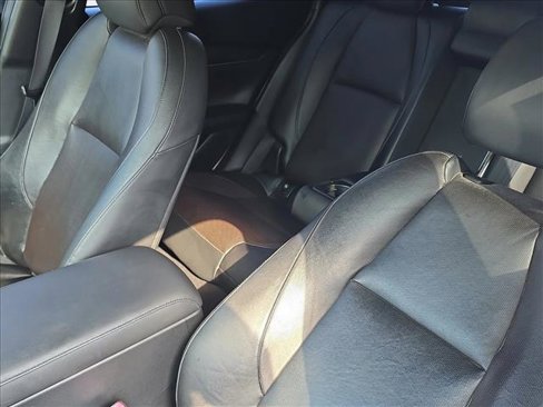 Used 2019 MAZDA MAZDA3 Hatchback w/ Premium Package image 13