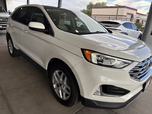 Used 2022 Ford Edge SEL w/ Convenience Package image 3