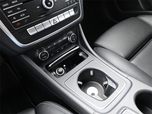 Certified 2019 Mercedes-Benz GLA 250 image 31